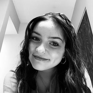 Meet your Posher, Ava